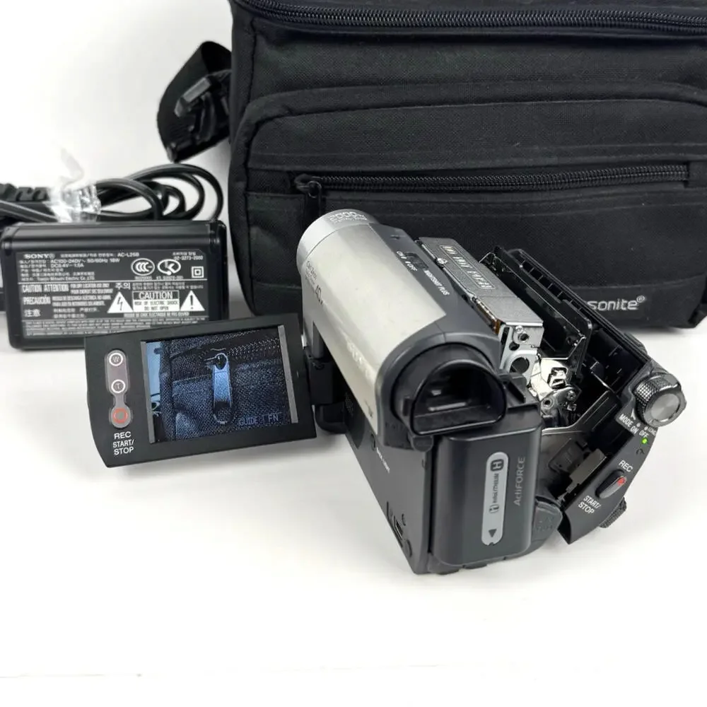 Sony Handycam DCR-HC38 Mini DV Digital Tape Camera Charger FOR PARTS